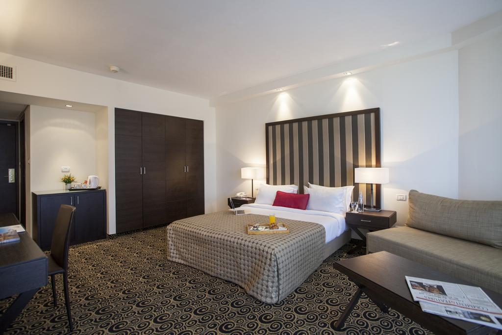 Hod Hasharon Luxury Apartment Herzelia المظهر الخارجي الصورة