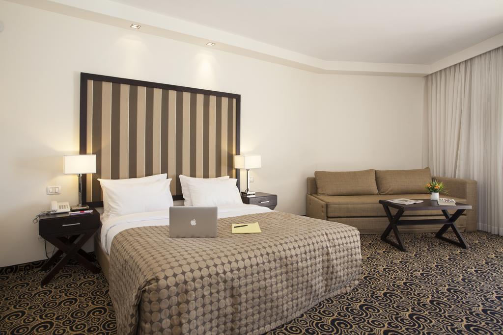 Hod Hasharon Luxury Apartment Herzelia المظهر الخارجي الصورة