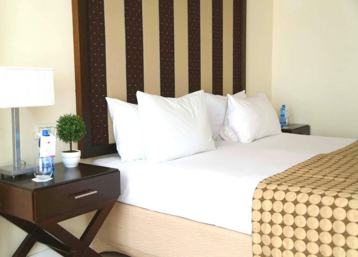 Hod Hasharon Luxury Apartment Herzelia المظهر الخارجي الصورة